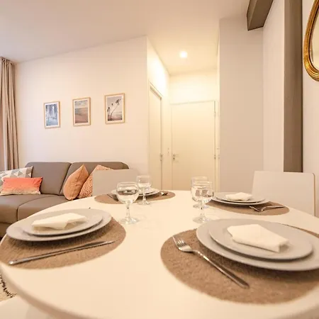 Aparthotel Cosy In Center - With Ac 3*